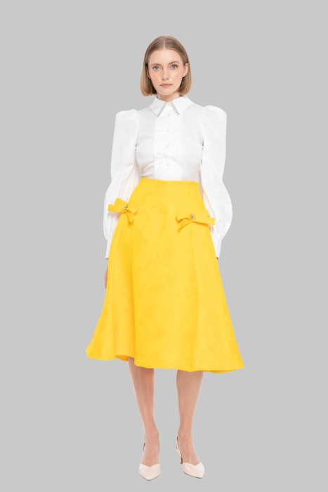 Gizia Bow Detailed Yellow Midi Skirt. 1 Gizia Bow Detailed Yellow Midi Skirt. 1