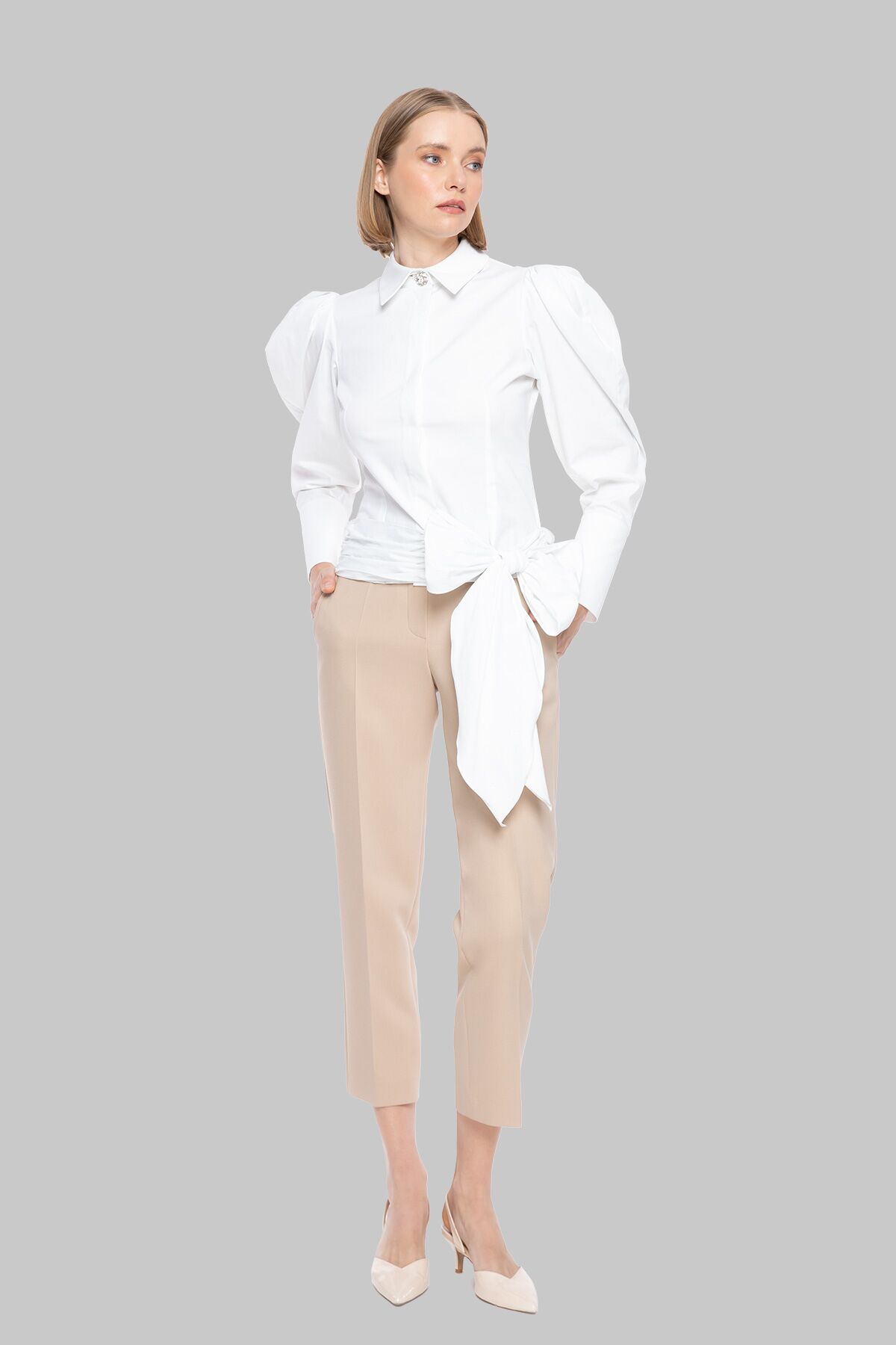 GIZIA - Tie Detailed White Shirt