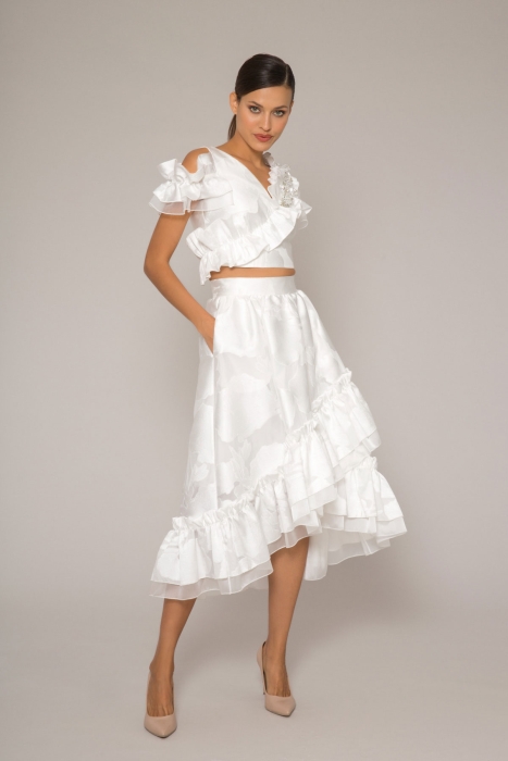 Gizia Layered, Frill Detailed, Gathered Midi Skirt. 2