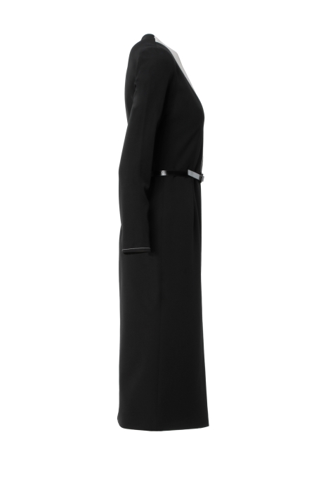 Gizia George V-Neck Embroidery Detailed Black Midi Dress. 2