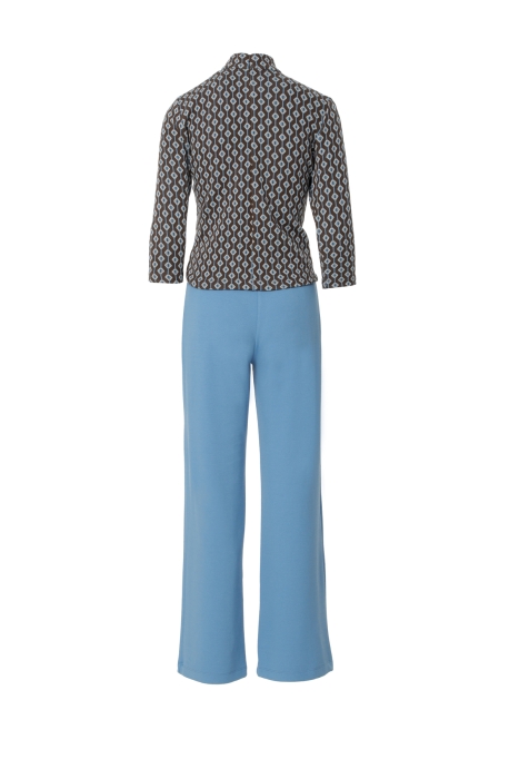 Gizia Contrast Patterned Stand Up Collar Three Quarter Sleeve Casual Cut Trousers Blue Knitwear Suit. 3