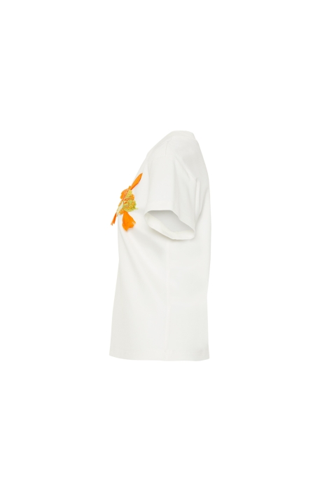 Gizia Basic Ecru Tshirt With Applique Embroidery Detail Ribbed Collar. 2