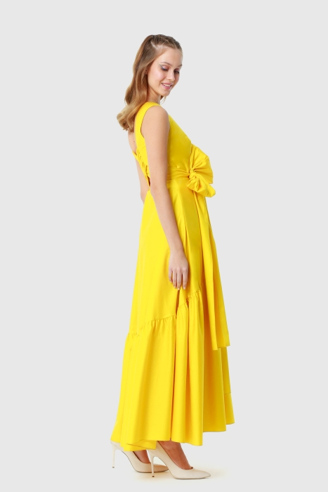 Gizia Maxi-Length Poplin Yellow Shirt With Low-Cut Back Binding Detail. 2