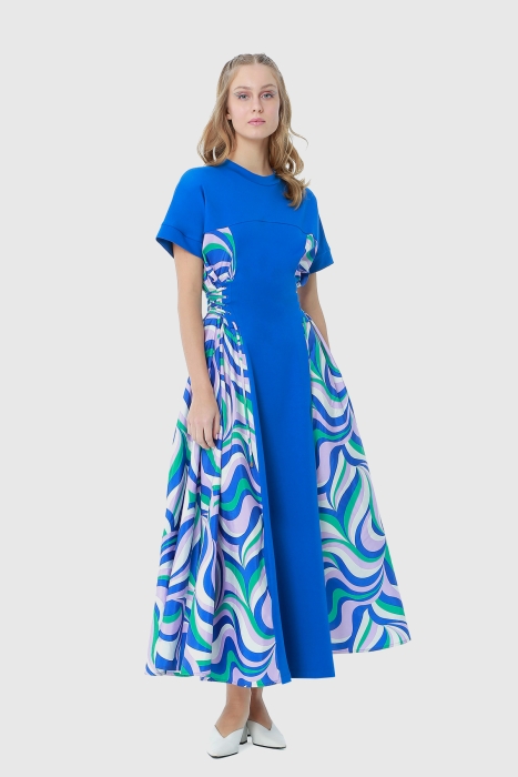 Gizia Knitted Saxe Blue Blue Dress with Contrasting Pattern. 1 Gizia Knitted Saxe Blue Blue Dress with Contrasting Pattern. 1