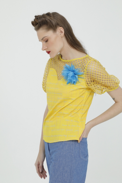 Gizia Yellow Blouse with Balloon Sleeves and Flower Brooch. 2