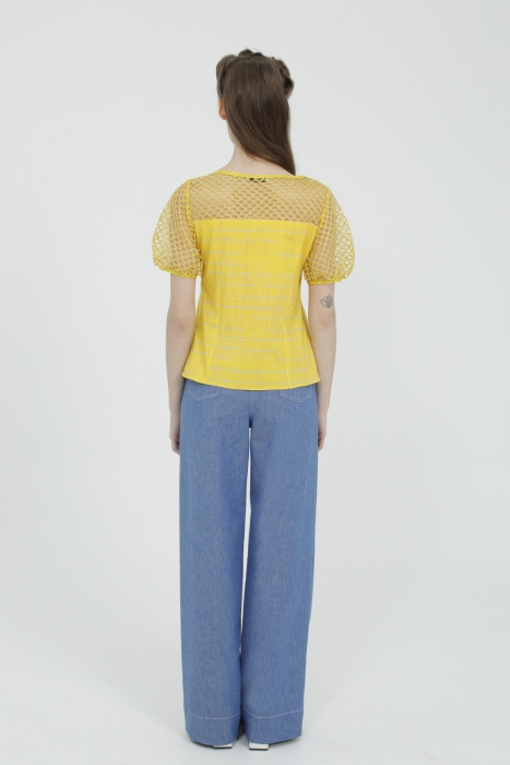Gizia Yellow Blouse with Balloon Sleeves and Flower Brooch. 3 Gizia Yellow Blouse with Balloon Sleeves and Flower Brooch. 3
