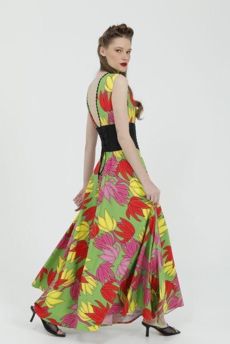 Gizia Green Maxi Dress with Floral Pattern and Bodice Detail. 2