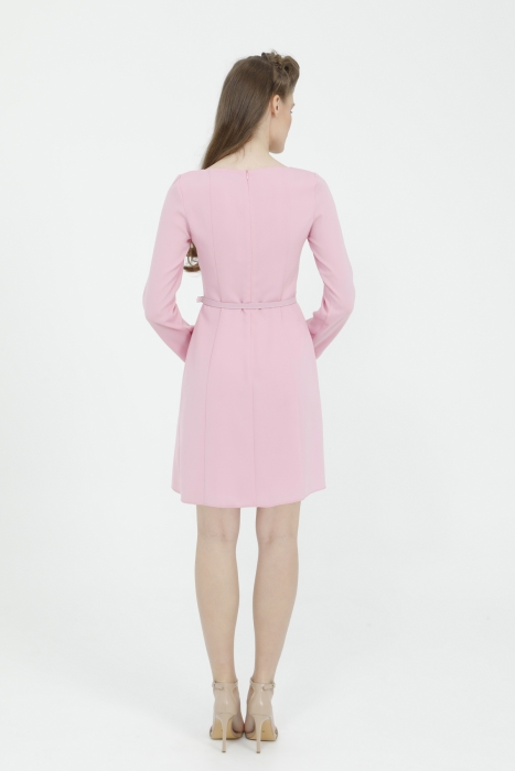 Gizia Pink Mini Dress With Slits With Contrasting Neckline Detail. 3