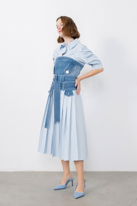 Gizia Blue Shirt With Back Zipper With Shirred Sleeves. 4 Gizia Blue Shirt With Back Zipper With Shirred Sleeves. 4
