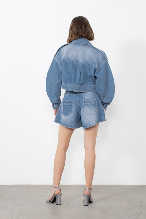 Gizia Apolet Detaylı Pilili Mini Jean Şort. 4 Gizia Apolet Detaylı Pilili Mini Jean Şort. 4