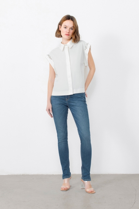 Gizia Embroidered Ecru Shirt with Chiffon Pleats. 1