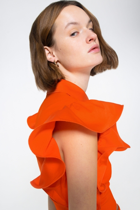 Gizia Orange Crop Blouse With Flywheel Sleeve Detail Embroidered Hidden Zipper. 4 Gizia Orange Crop Blouse With Flywheel Sleeve Detail Embroidered Hidden Zipper. 4