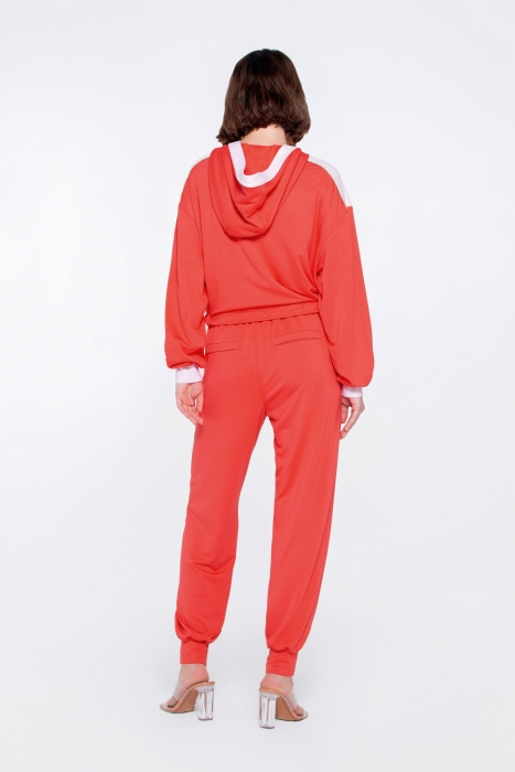 Gizia Coral Color Hooded Sweatshirt With Zipper Pocket Detail. 4