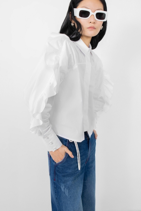 Gizia White Shirt With Pearl Buttons With Ruffles And Shirred Sleeves. 4
