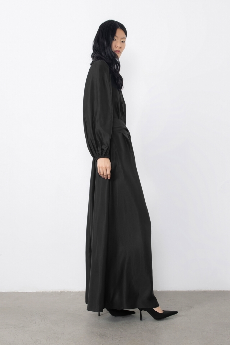 Gizia Embroidered Collar Detailed Belted Black Dress. 3 Gizia Embroidered Collar Detailed Belted Black Dress. 3