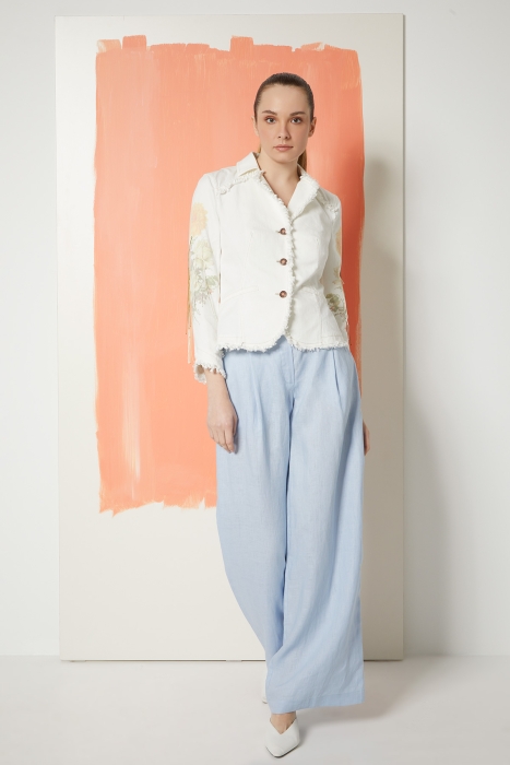 Gizia White Jean Jacket with Floral Print. 1 Gizia White Jean Jacket with Floral Print. 1