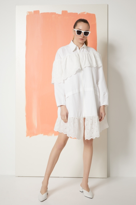 Gizia Asimetrik Dantel Detaylı Poplin Beyaz Gömlek Elbise. 1