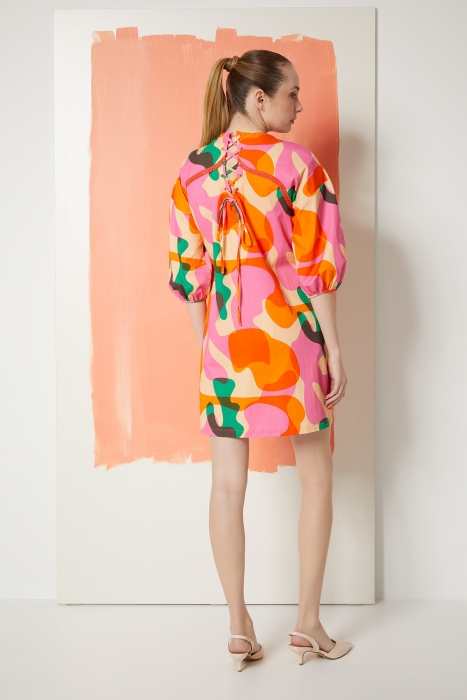 Gizia Poplin Fuchsia Dress With Embroidery Detail Box Form Pattern. 3
