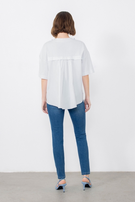 Gizia White Tshirt with Embroidered Collar with Shirring Detail. 4 Gizia White Tshirt with Embroidered Collar with Shirring Detail. 4
