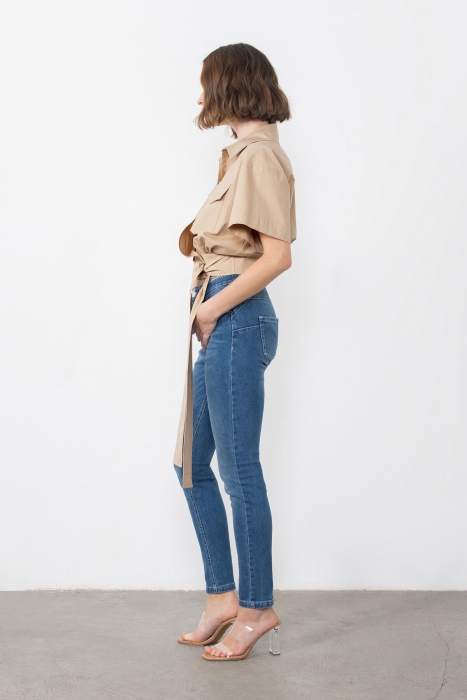 Gizia Beige Blouse with Asymmetric Double-breasted Closed Pockets. 2