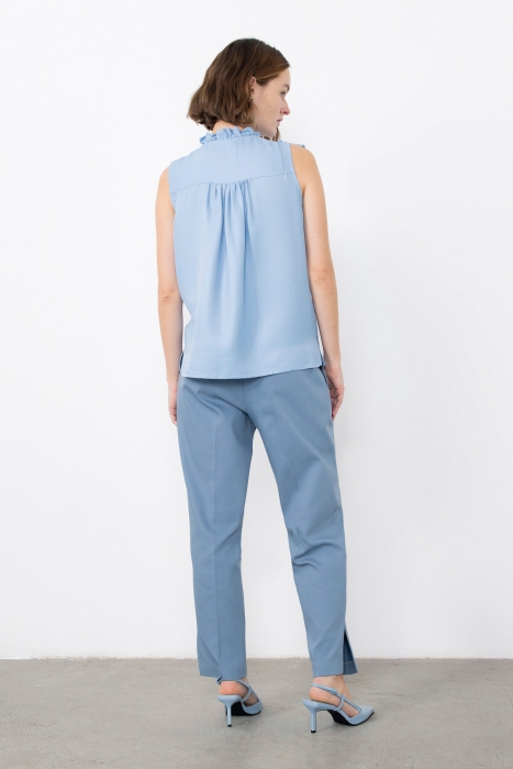 Gizia Blue Blouse With Ruffled Embroidery Detail. 4