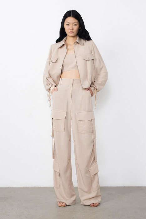Gizia Beige Trousers With Cargo Pockets and Processing Detail. 1 Gizia Beige Trousers With Cargo Pockets and Processing Detail. 1