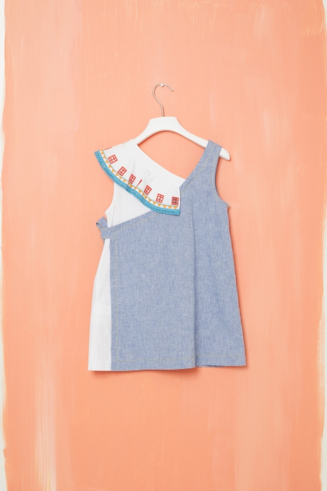 Gizia Poplin Blue Dress With Embroidery Detail. 1 Gizia Poplin Blue Dress With Embroidery Detail. 1