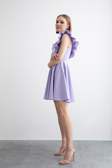 Gizia Purple Dress with Flounce Detail Mini Flared Skirt. 3