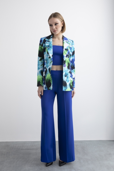 Gizia Suit with Patterned Jacket and Blue Trousers. 2