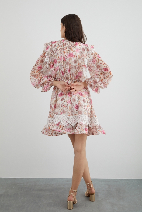 Gizia Floral Chiffon Dress With Lace Detail Collar With Tassel Lace. 5
