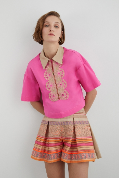 Gizia Pink Cotton Shirt With Embroidery Detail Front Zipper. 1