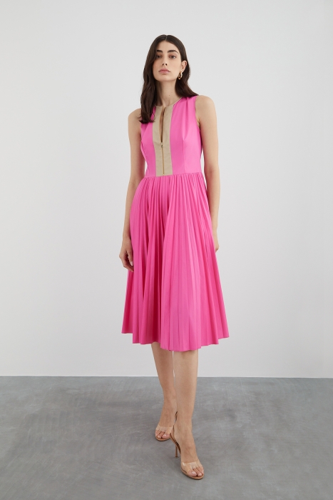 Gizia Front Body Zipper Detail Skirt Pleated Pink Dress. 1