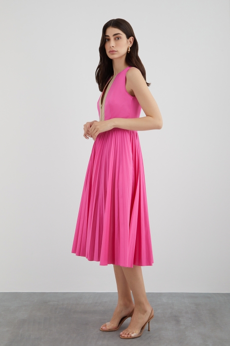 Gizia Front Body Zipper Detail Skirt Pleated Pink Dress. 2
