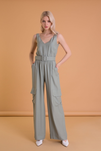 Gizia Moldy Green Overalls with Wide Leg Cargo Pocket. 4