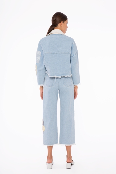 Gizia Ankle-Length Blue Jeans with Embroidery Detail on the Leg. 3