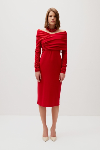Gizia Asymmetrical Collar Detailed Slim Fit Red Dress. 1