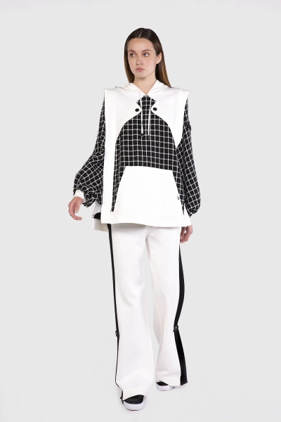 Gizia Checkered Tweed Fabric Detailed Ecru Sweatshirt. 3