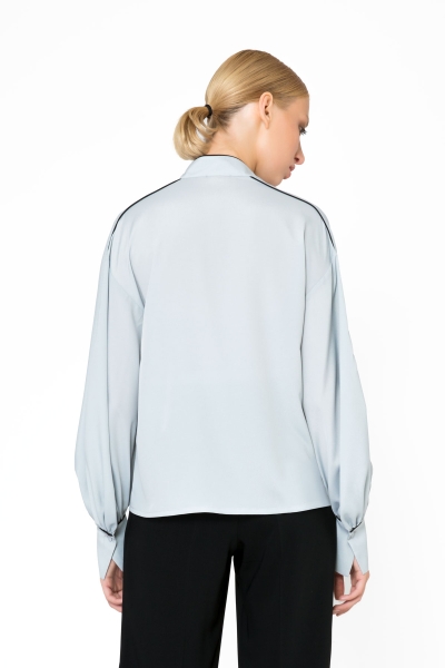 Gizia Collar Applique Detailed Gray Blouse. 3
