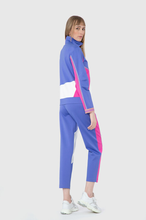 Gizia Contrast Color Detailed Zipper Front Pink Sweatshirt. 2 Gizia Contrast Color Detailed Zipper Front Pink Sweatshirt. 2
