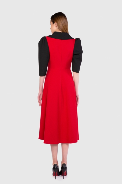 Gizia Contrast Colored Embroidered Detailed Midi Red Dress. 3