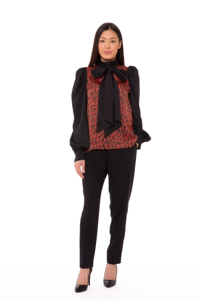 Gizia Contrast Detailed Stand Up Collar Floral Patterned Flowy Red Blouse. 1