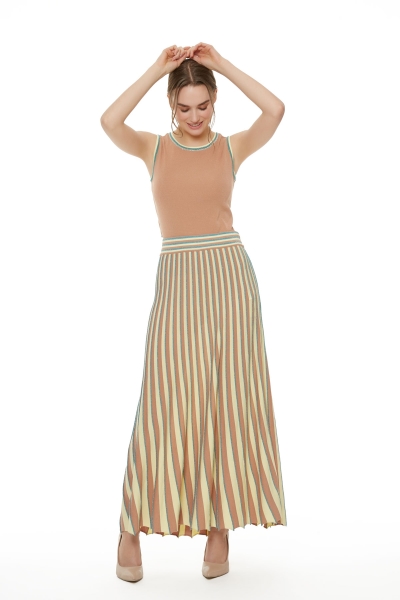 Gizia Double Colored Knitwear Pleat Skirt. 2
