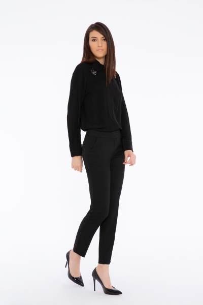 Gizia Embroidered Collar Detailed Black Shirt. 3