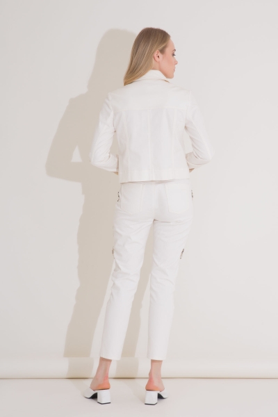 Gizia Embroidered Detailed Piping White Jean Trousers. 3