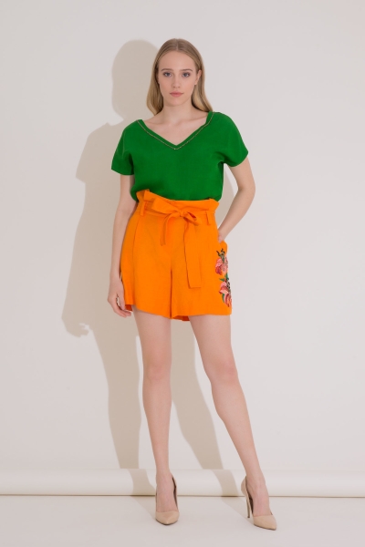 Gizia Embroidery Detailed Belted Orange Bermuda Shorts. 2