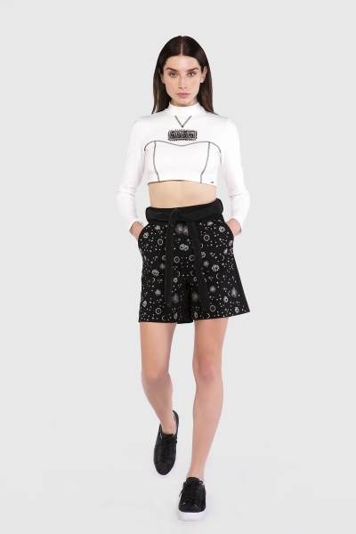 Gizia Embroidery Patterned High Waist Black Shorts. 3
