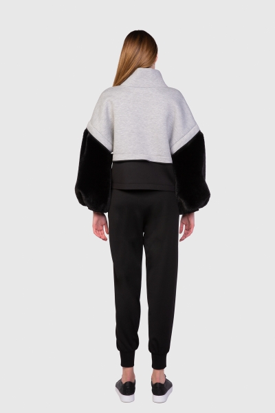 Gizia Fur Detail with Sleeves Black Sweatshirt. 1