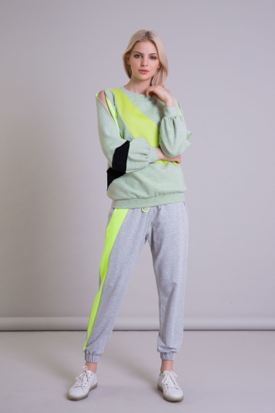 Gizia Green Cliche Sleeve Detailed Sweatshirt. 3