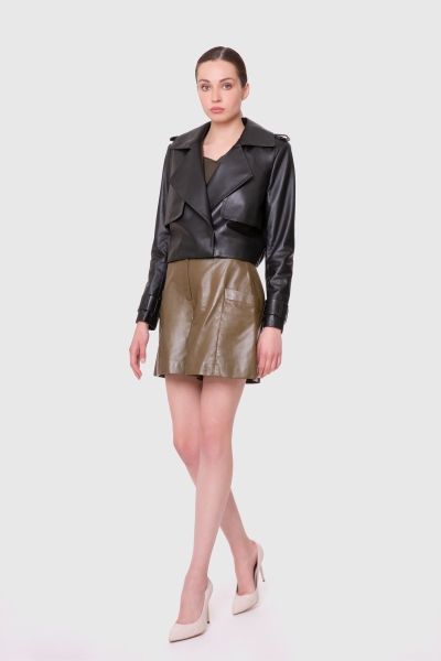 Gizia High Waist Khaki Leather Shorts. 2
