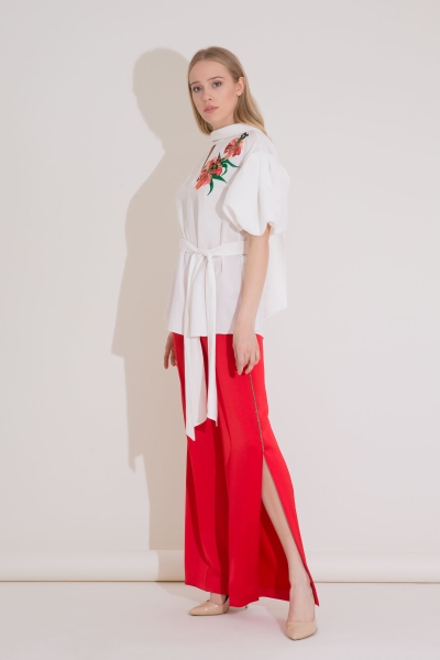 Gizia High Waist Slit Red Crepe Fabric Trousers. 3